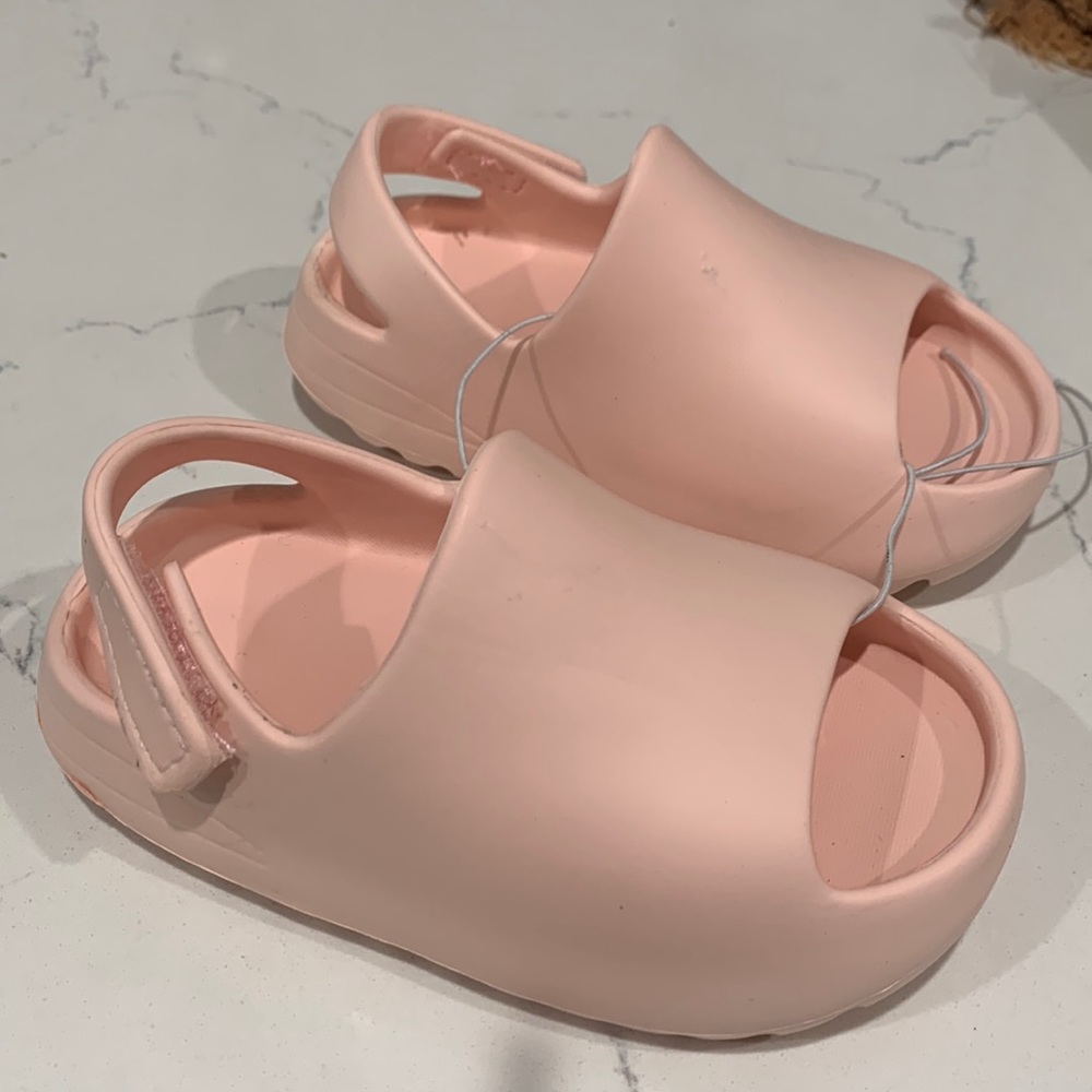 Baby sandals